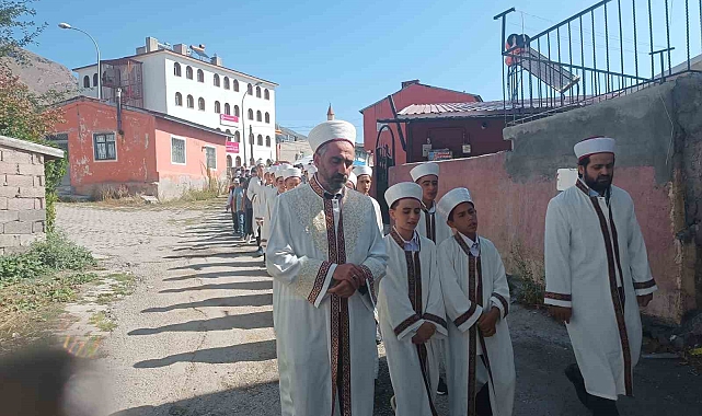 Pasinler'de hafızlar icazet aldı
