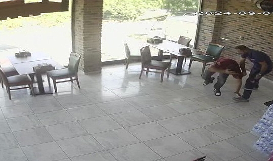 Pendik’te börekçide yaşanan kavganın başlama anlarına ait görüntüler ortaya çıktı