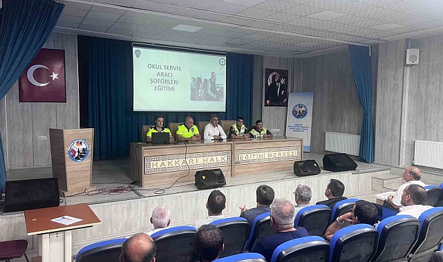 Servis sürücülerine eğitim verildi