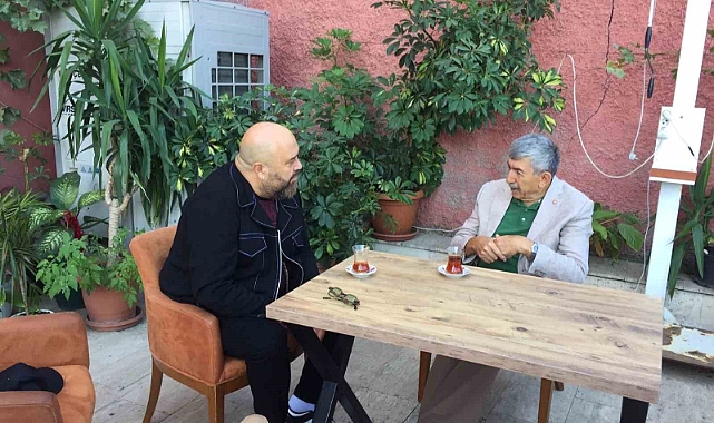 Türk Mutfak Kültürünün taşıyıcılarından Somer Sivrioğlu ‘Master şef’ Eskişehir Türk Ocağı’ nı ziyaret etti