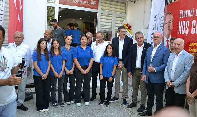 Türkiye’de bir ilk: Ayvalık’ta ’öğrenci lokantası’ açıldı