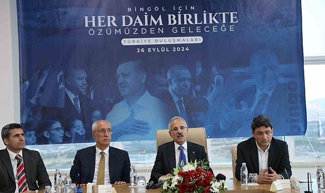 "Türkiye'nin ulaşım ve iletişim altyapısına yaklaşık 277 milyar dolar üzerinde yatırım gerçekleştirdik"