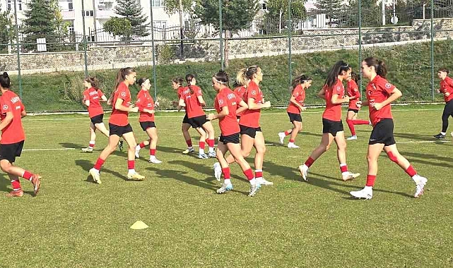 U19 Kadın Millî Takımı: "Erzurum'da çok iyi kamp geçirdik"