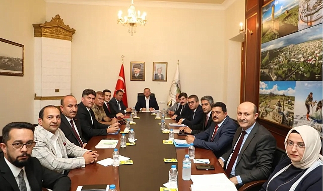 Vali Polat başkanlığında üniversite güvenlik tedbirleri toplantısı gerçekleştirildi