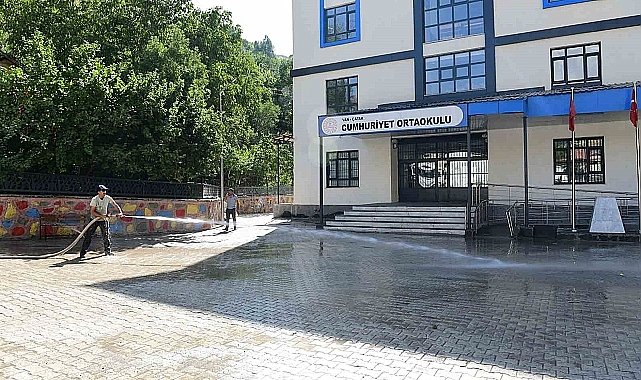 Van'da okullar eğitim öğretime hazırlanıyor