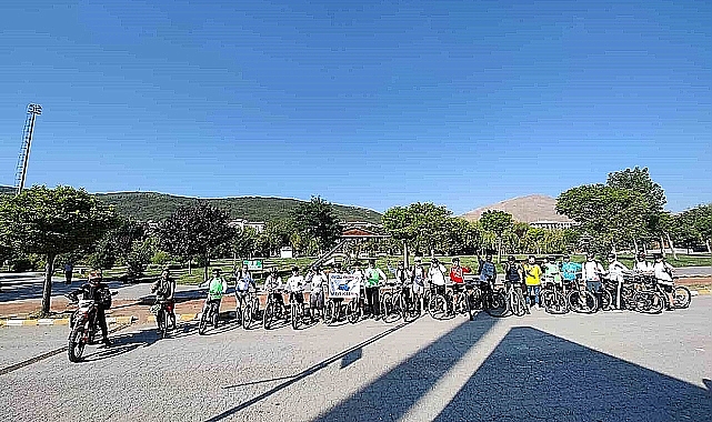 Van Gölü Aktivistleri Derneğinden bisiklet turu
