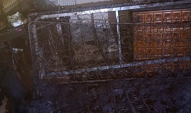 Van'da çıkan ev yangını södürüldü