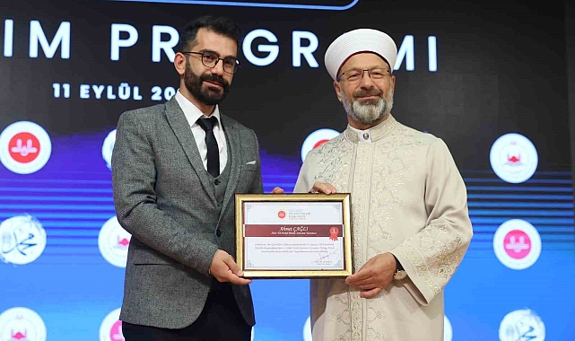 Vanlı din görevlisi Etkili Hutbe Sunumu Yarışmasında Türkiye üçüncüsü oldu