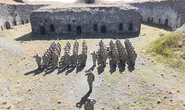 147 yıl sonra bir kez daha tabyalarda Mehmetçik