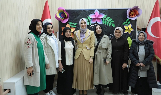 Ağrı'da Anne Akademisi Projesi ile ailelere destek sağlanıyor