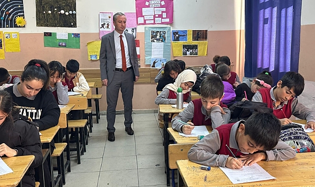 Ağrı'da ortak yazılı sınavları başladı