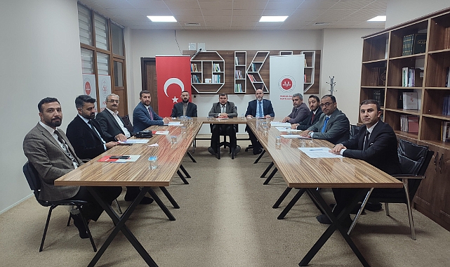 Ağrı İl Müftüsü Şafak'ın katılımı ile Patnos'ta aylık mutat toplantısı gerçekleştirildi