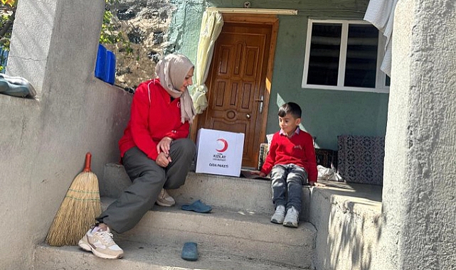 Ağrı Kızılay'dan ihtiyaç sahiplerine yardım eli