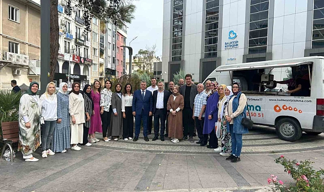 AK Parti Karesi İlçe Kadın Kolları’ndan Geleneksel Lokma Hayrı