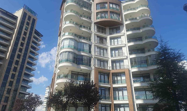 Ankara’da balkondan evine girmeye çalışan Amerikalı boşluğa düşerek öldü