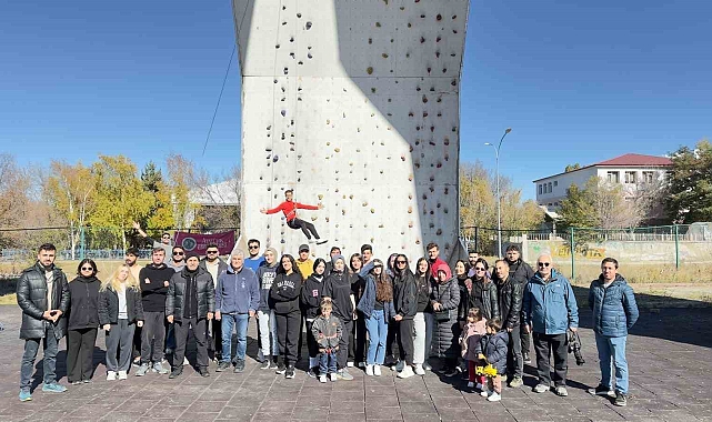 Atatürk Üniversitesi'nde heyecanlandıran tırmanış