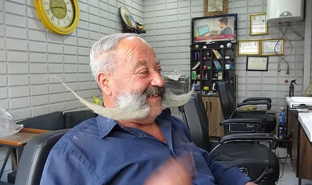 Aylık 15 bin TL masrafı olan bıyıklarına gözü gibi bakıyor! 'Pala Dayı' dudak uçuklatan teklifi reddetti