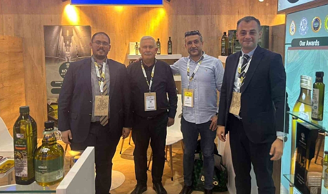 Ayvalık Zeytinyağı Paris’te gıda fuarında yerini aldı