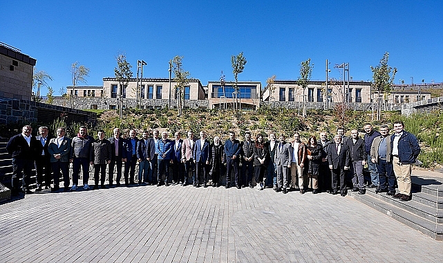 Bakan Tekin'in Bitlis'te ki birim amirleri kampı sona erdi