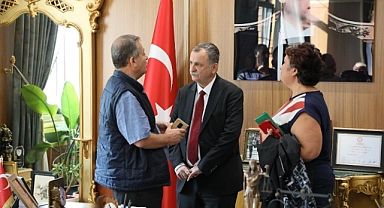 Başkan Balaban halk gününde talepleri dinledi