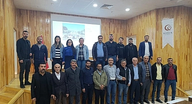 Batman’da Güney Kore ve Nepal’den gelen uzmanlar arıcılık eğitimi verdi