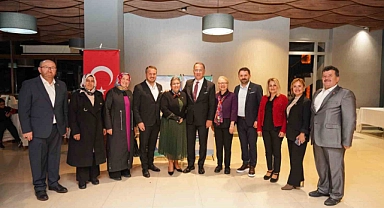 Beylikdüzü Belediye Başkanı Çalık muhtarlarla bir araya geldi