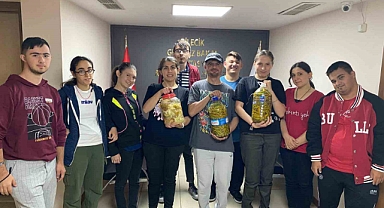 Bilecik’te özel bireyler ürettikleri malzemelerle turşu kurdular