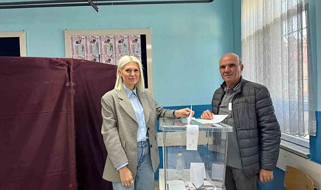 Bilecik’te yaşayan çifte vatandaşlık sahibi kişiler sandık başına gitti