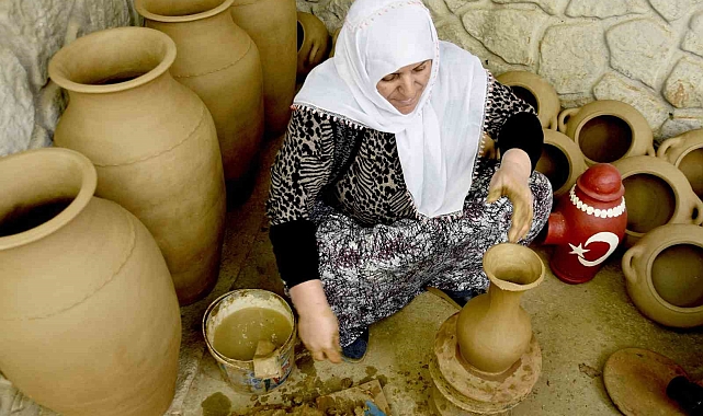 Bitlis'te asırlık çanak çömlek geleneği sürüyor