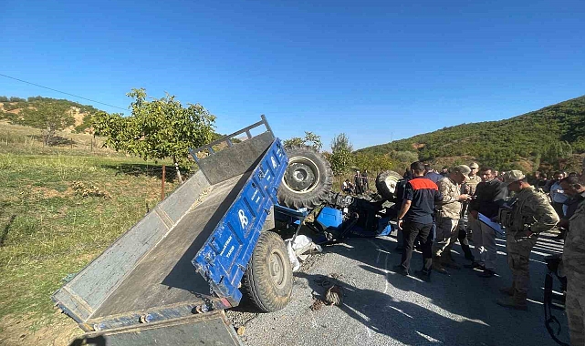 Bitlis'te devrilen traktörün altında kalan sürücü hayatını kaybetti