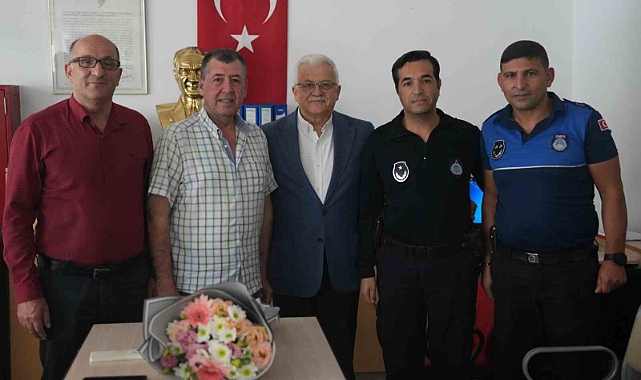 Burhaniye Belediyesi’nde görev değişimleri yapıldı