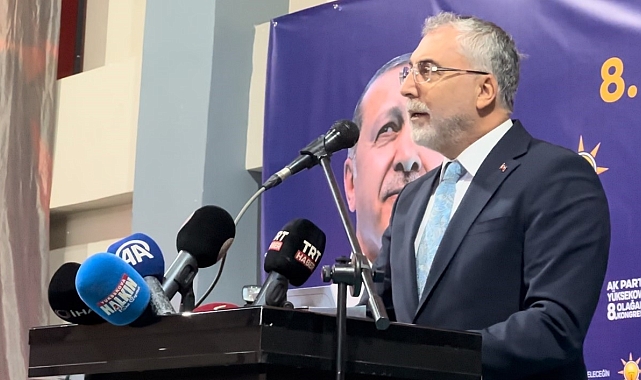 Çalışma ve Sosyal Güvenlik Bakanı Vedat Işıkhan, AK Parti Yüksekova 8. Olağan İlçe Kongresi'ne katıldı