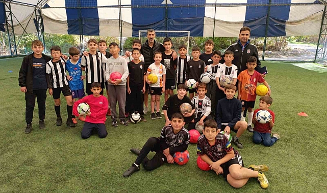 Çocuklar teknolojik oyunlara savaş açtı, futbol kursuna akın etti