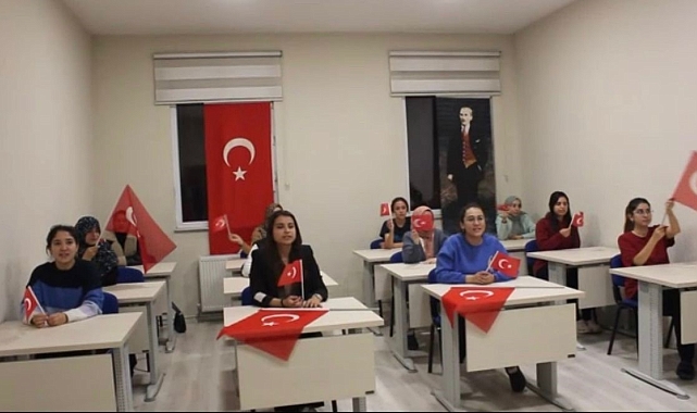 Cumhuriyetin 101 Yılı Ruhu Salih Baba Yurdu'nda Canlandı