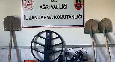 Diyadin ve Hamur’da kaçak kazı yapanlara operasyon