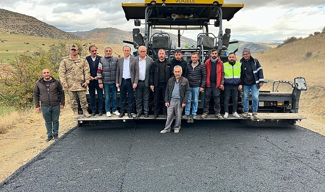 Erzincan'ın İliç ilçe Kaymakamı Dinçer, köylerde incelemelerde bulundu