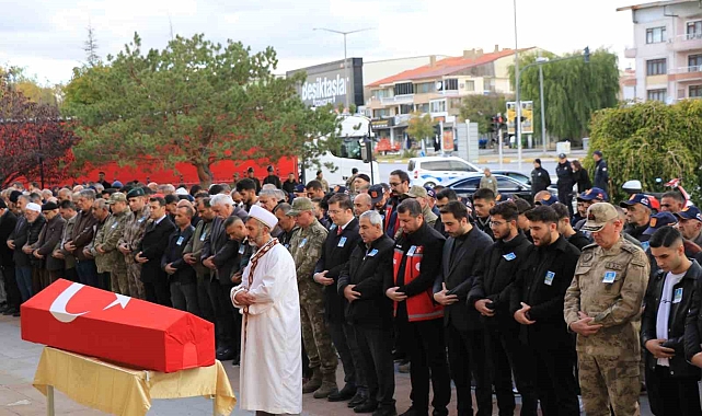 Erzincanlı Kore Gazisi son yolculuğuna uğurlandı