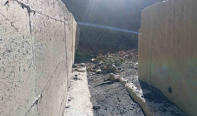 Erzurum da su kanalı inşası sonrası sel felaketi vatandaşları korkutuyor