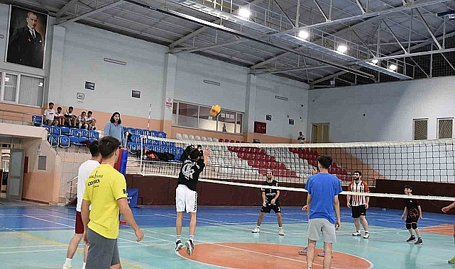 Erzurum'da voleybol musabakası düzünlendi