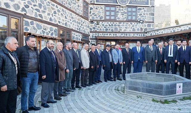 Erzurum Tarihini Gün Yüzüne Çıkaran Prof. Dr. Ali Kurt'a vefa