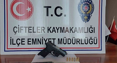 Eskişehir’de bir şahsı silahla yaralayan şüpheli kıskıvrak yakalandı
