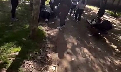Eyüpsultan’da kız öğrenciler arasında kavga: Darp edilen arkadaşları bayıldı