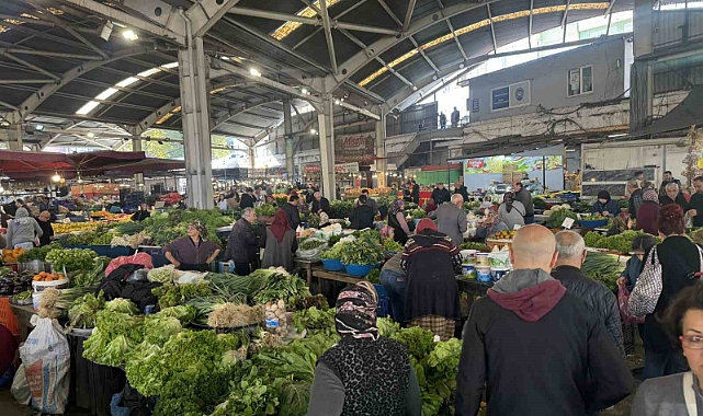 Halk pazarında alım gücü düştü