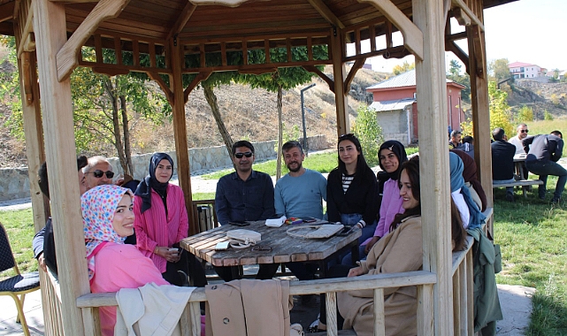 Hamur’da “Öğretmenler Buluşması” etkinliği düzenlendi