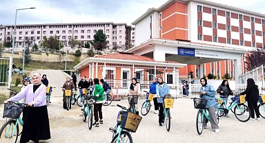 Hem doğa turu hem doğa temizliği