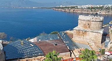 Hıdırlık Kulesi seyir terasına son rötuşlar