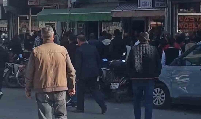 Husumetli aileler arasında sandalyeli kavga