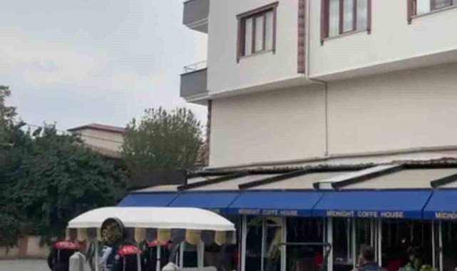 Iğdır'da balkona çıkarak dans eden kadın etrafa ateş etmeye çalıştı