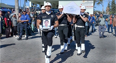 İstanbul’da hayatını kaybeden komiser Adana’da toprağa verildi