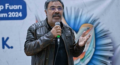 İZKİTAP okurları yazarlarla buluşturmaya devam ediyor